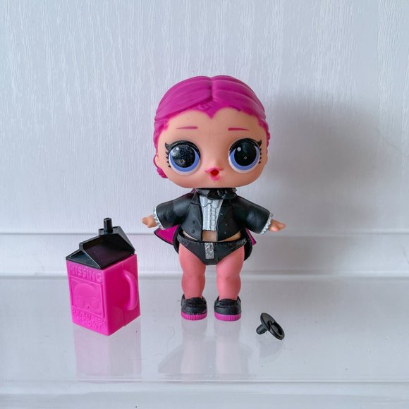 LOL Surprise Dolls Mixed Lot Capsules Pets Accessories Clothes Bottles MGA 2016 - Picture 11 of 14